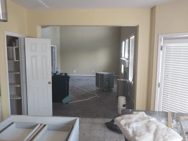 a view of a window in an empty room