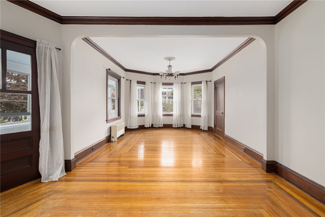 31 Windsor Road, Unit 1 Cranston, RI 02905 - Photo 15 of 44