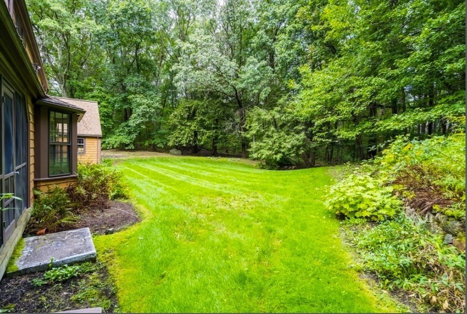 81 Draper Road Wayland, MA 01778 - Photo 18 of 18