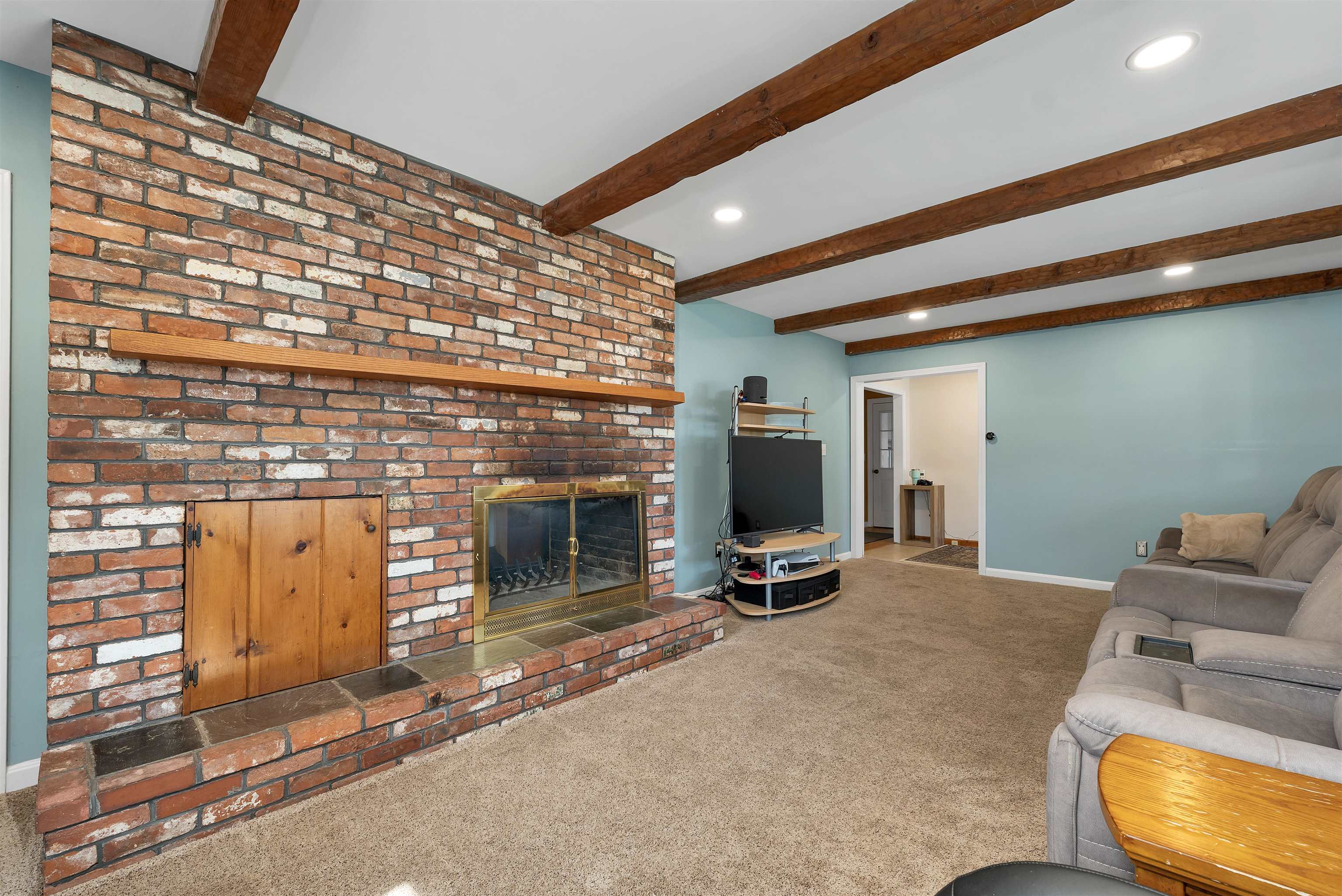 10 Patricia Street Windham, NH 03087 - Photo 19 of 59