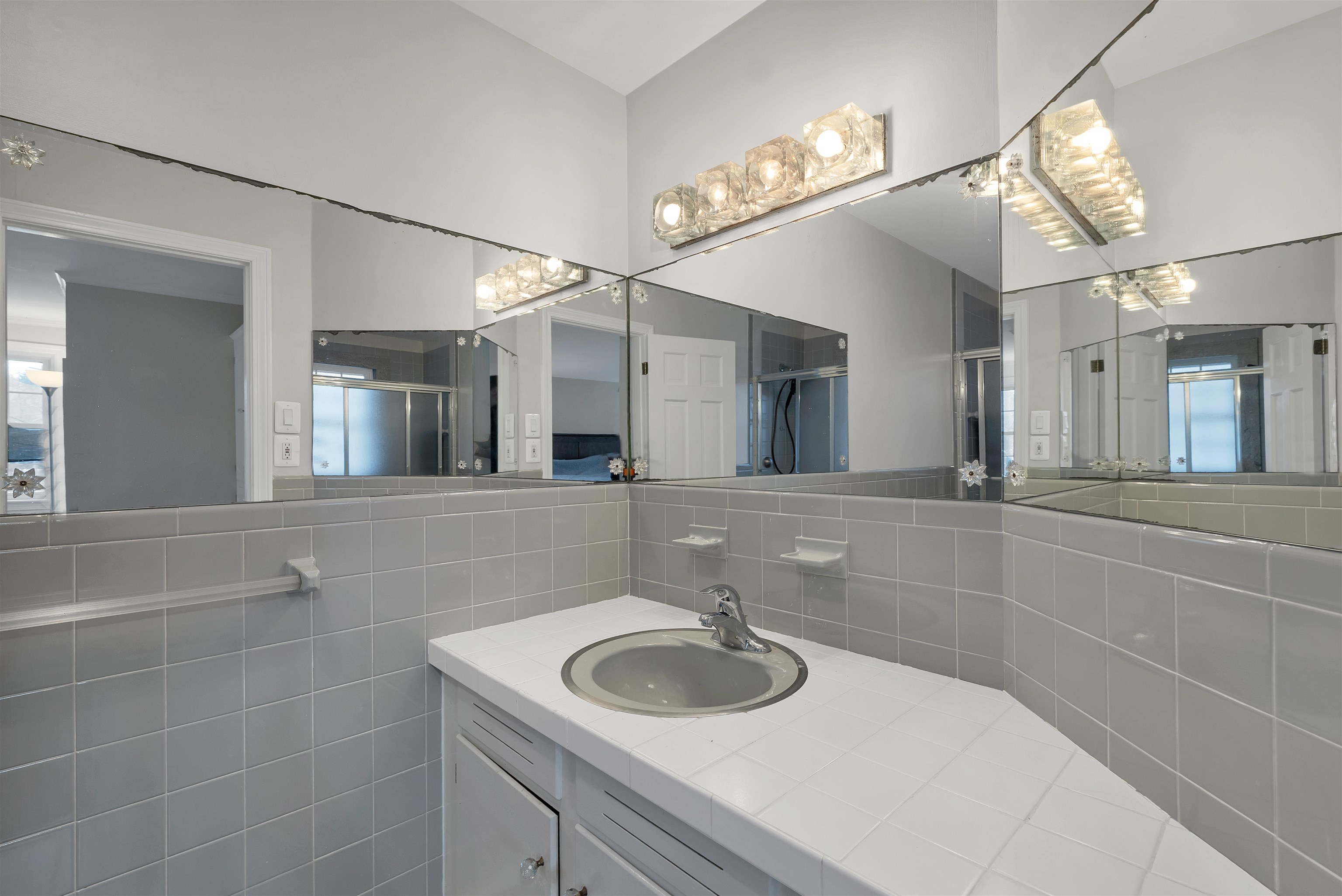 10 Patricia Street Windham, NH 03087 - Photo 34 of 59