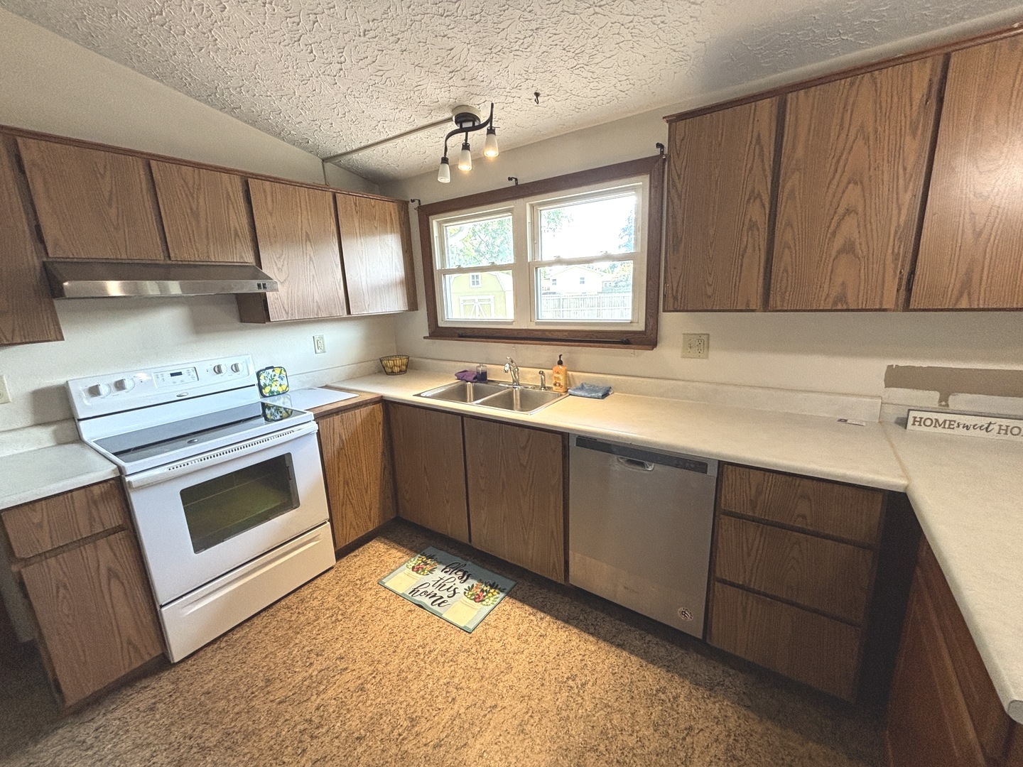 5310 12th Avenue Moline, IL 61265 - Photo 18 of 26
