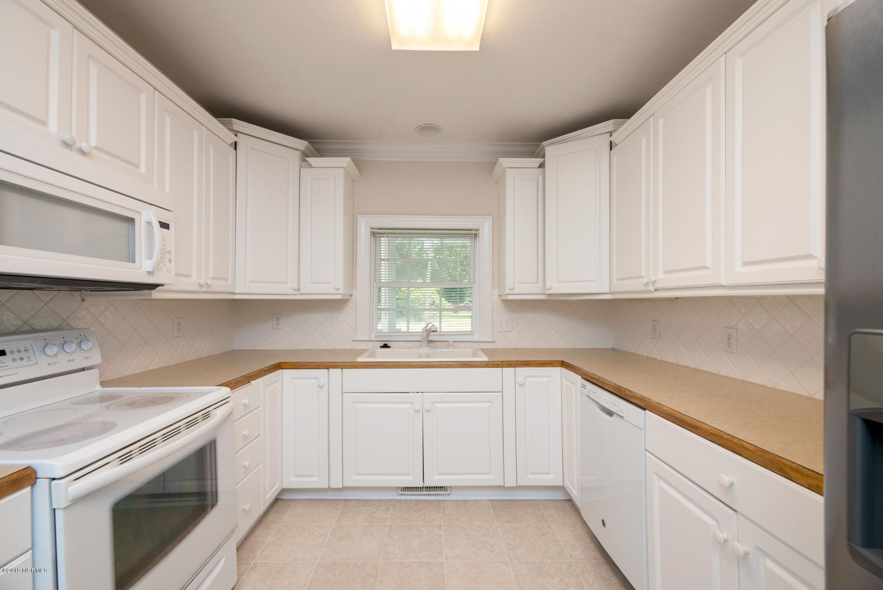 385 East 3rd Street Ayden, NC 28513 - Photo 17 of 46 385-West-3rd-Street-19