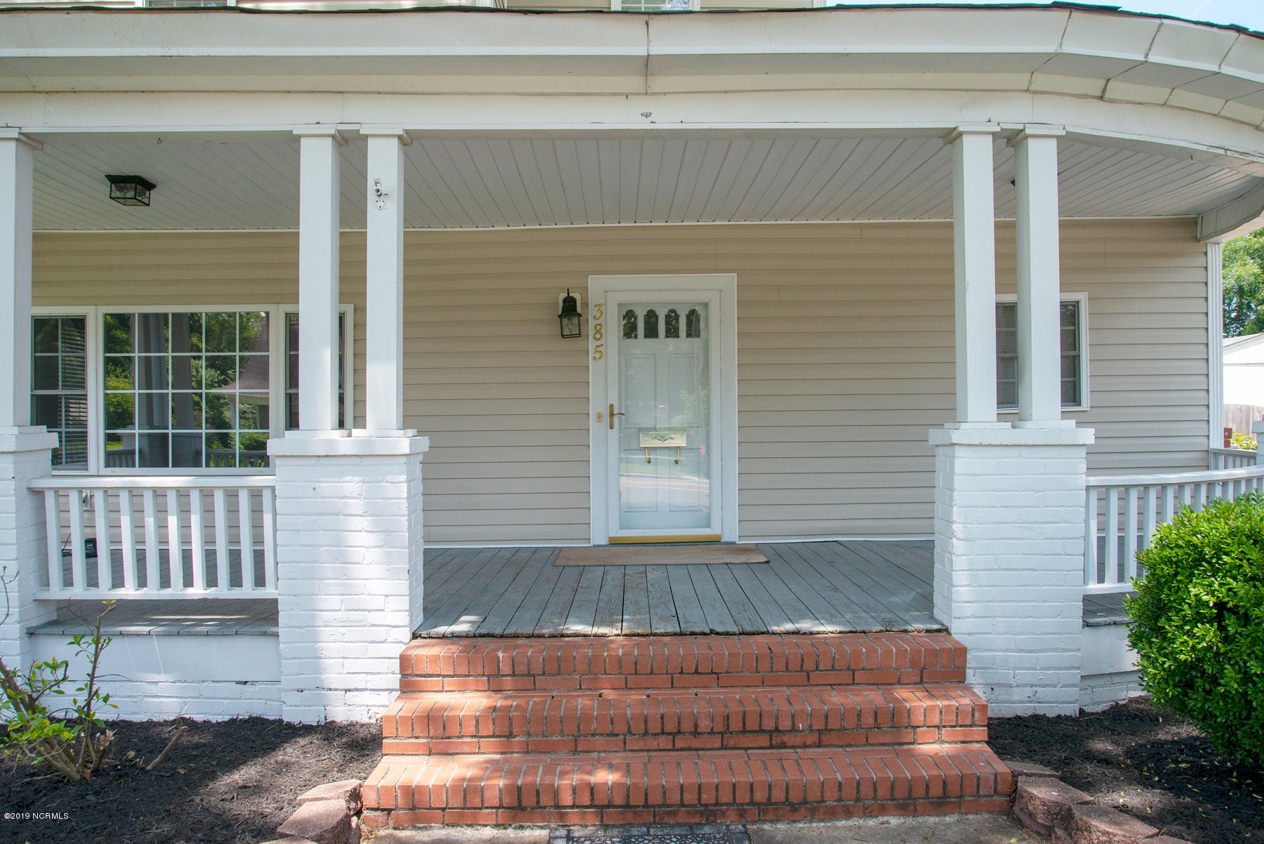 385 East 3rd Street Ayden, NC 28513 - Photo 5 of 46 385-West-3rd-Street-07