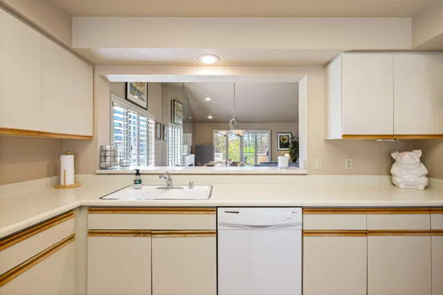 $439,000 | 688 Vista Lago Circle North, Palm Desert, CA 92211