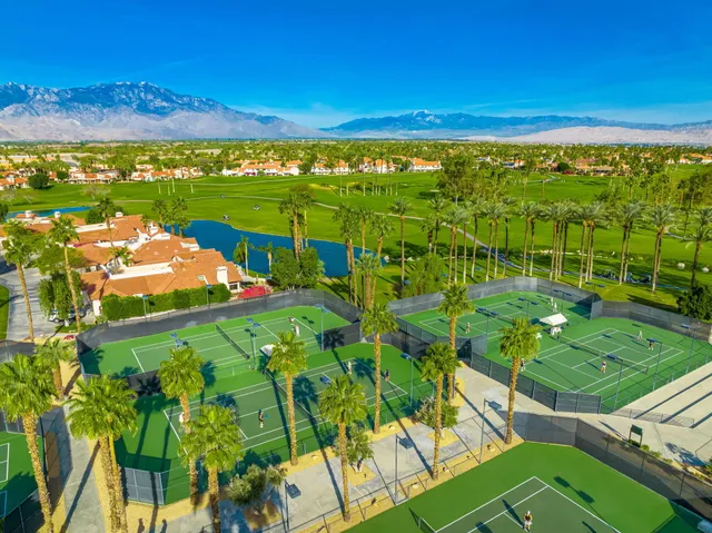 $439,000 | 688 Vista Lago Circle North, Palm Desert, CA 92211