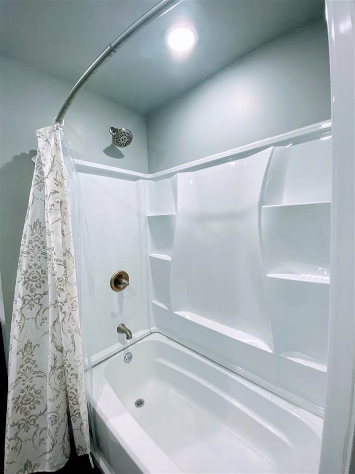 1107 East Smith Road Bay City, MI 48706 - Photo 23 of 25
