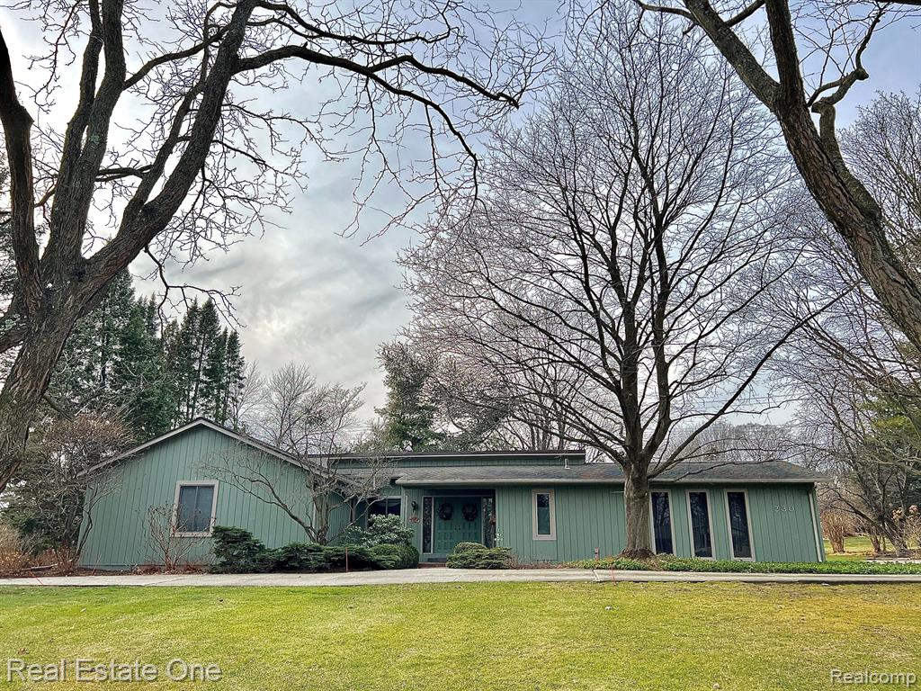 230 Randolph Road Rochester Hills, MI 48309 - Photo 1 of 59