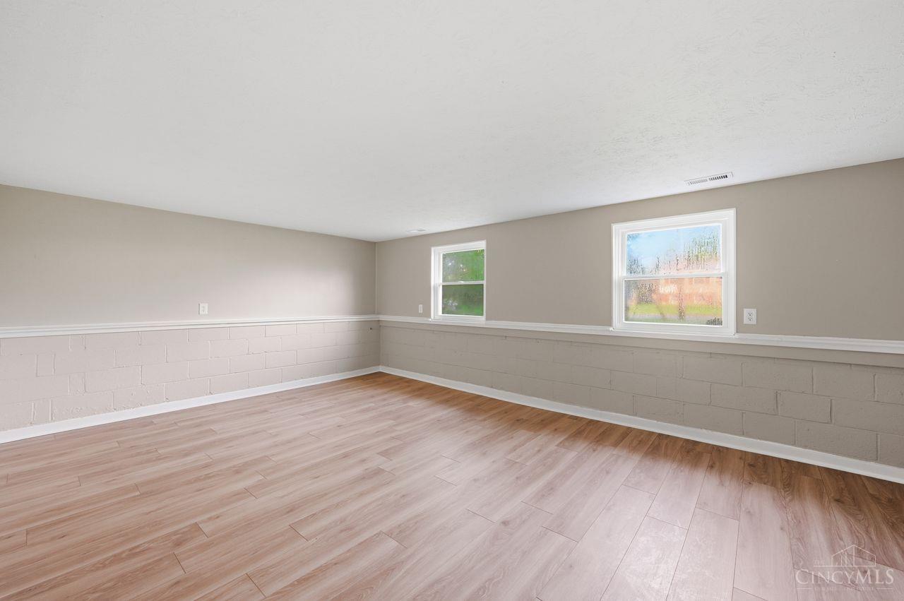 3419 Springdale Road Cincinnati, OH 45251 - Photo 22 of 34 Gallery Image 22