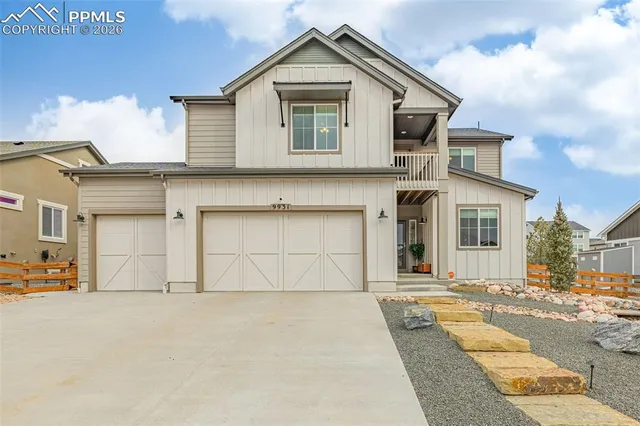 a view of a house with a outdoor space