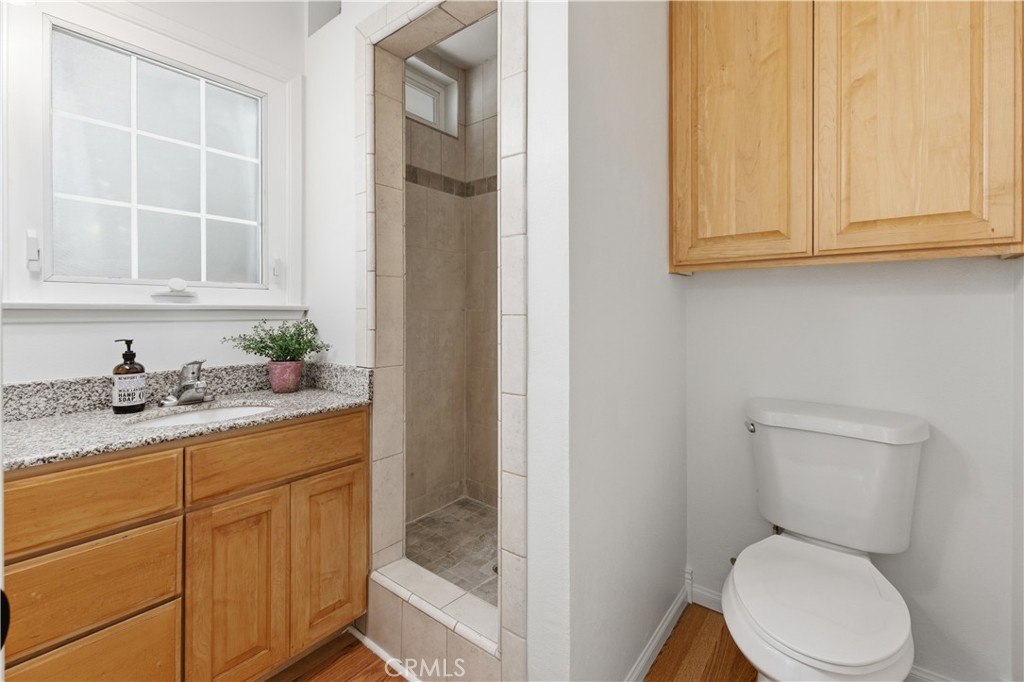 3327 North Studebaker Road Long Beach, CA 90808 - Photo 13 of 31 Light and bright primary en-suite bathroom