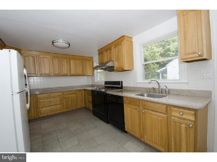 145 Barrie Road Ardmore, PA 19003 - Photo 8 of 16 Kitchen