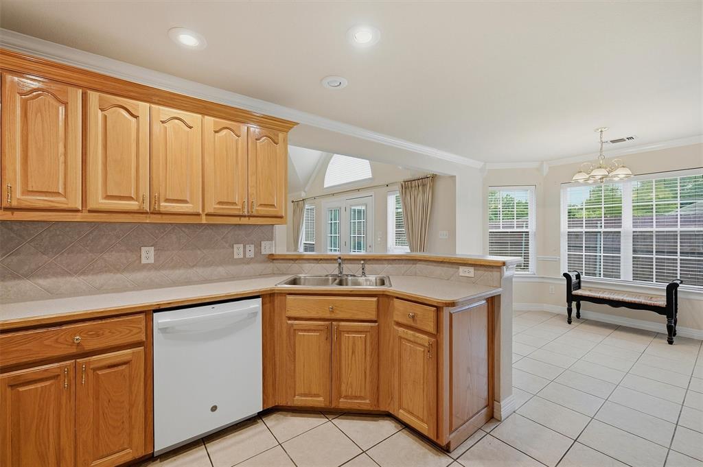 2507 Renaissance Circle Denison, TX 75020 - Photo 12 of 29