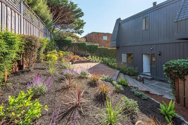 $7,650 | 15 Linda Vista Avenue, Tiburon, CA 94920