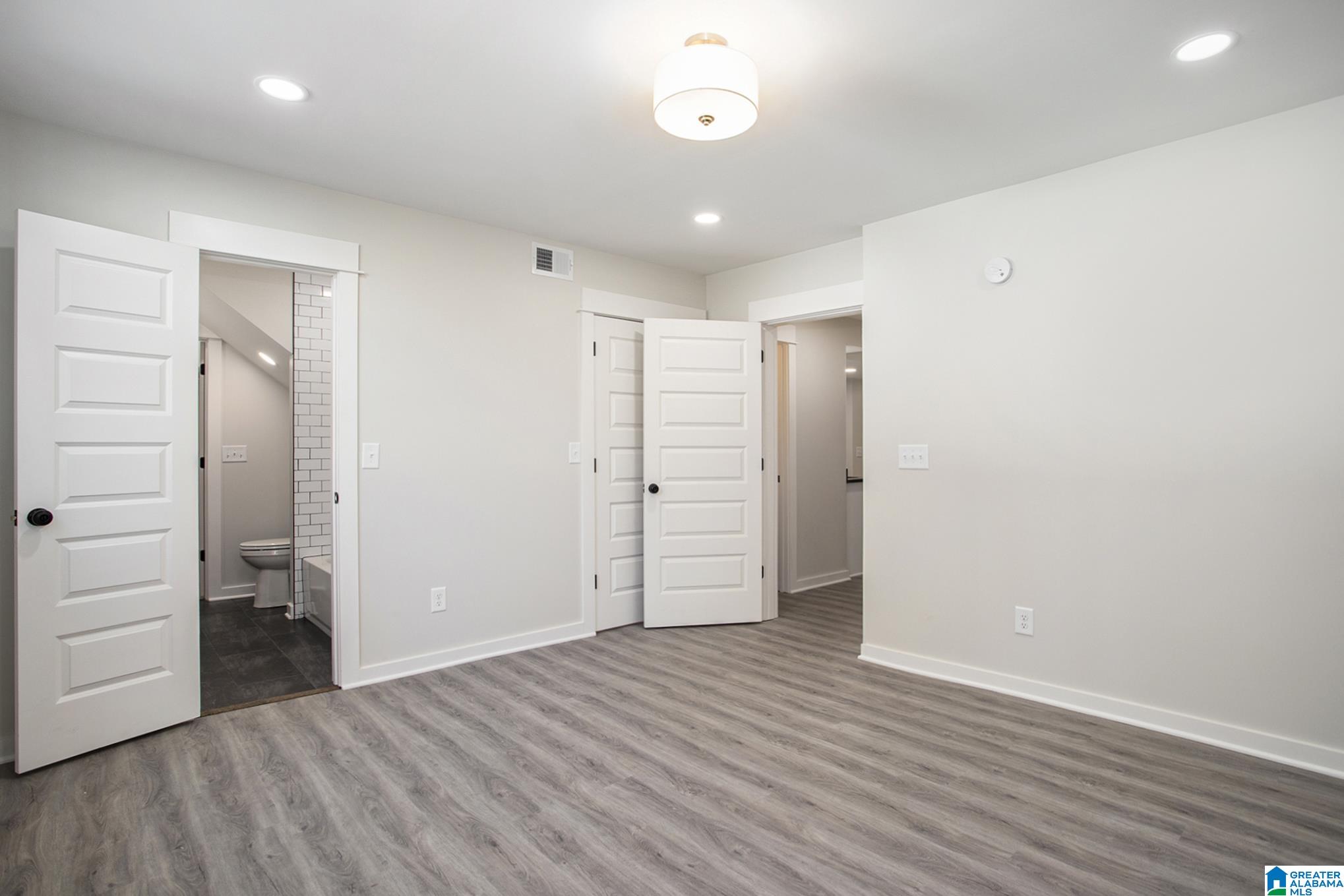 425 Crest Drive Birmingham, AL 35209 - Photo 25 of 33