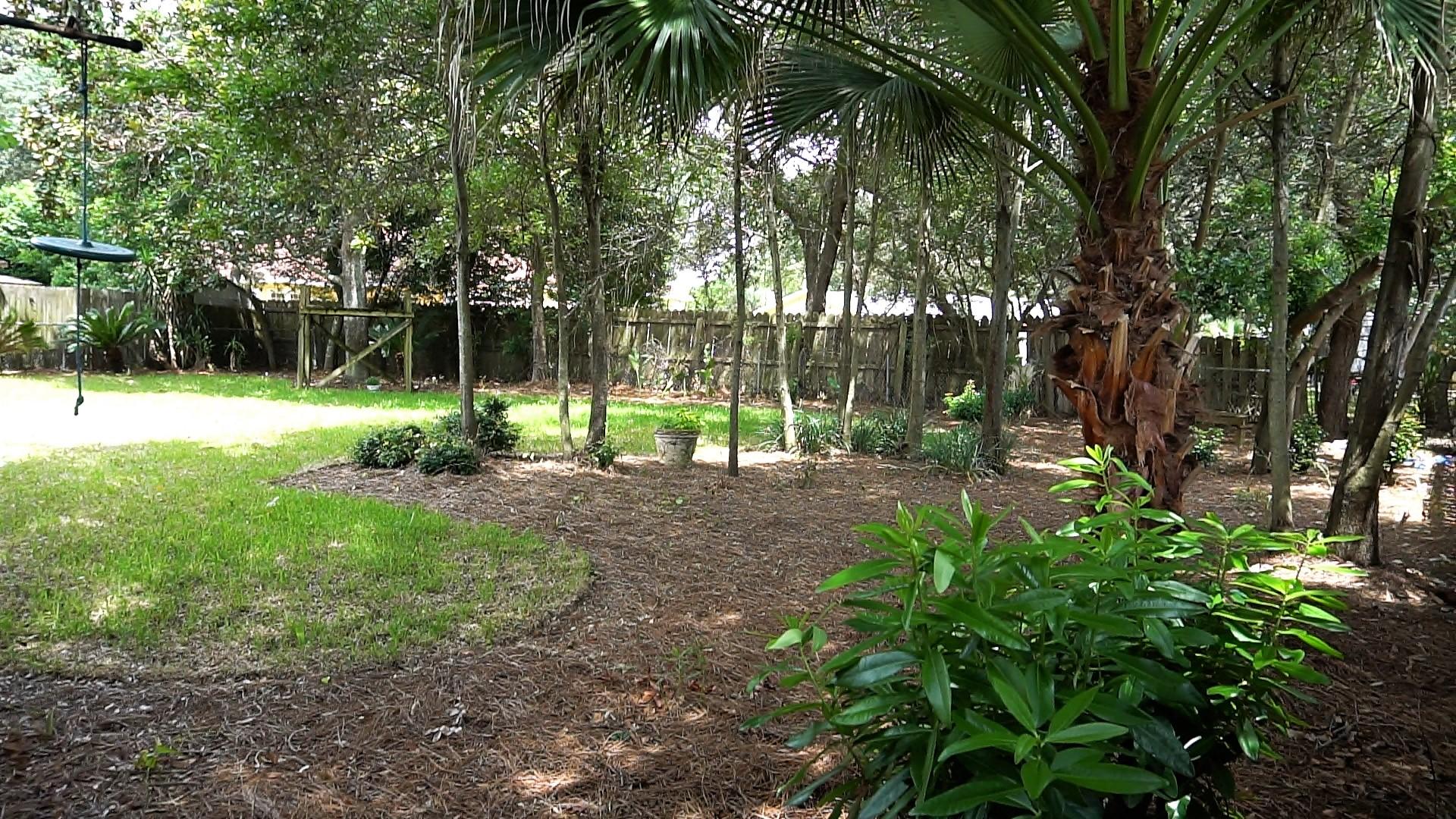 5 Choctawhatchee Road Northeast Fort Walton Beach, FL 32548 - Photo 21 of 21 Back yard