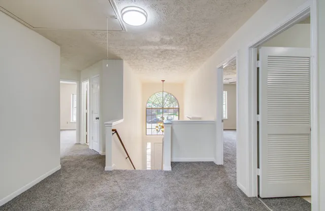 a view of empty room with window