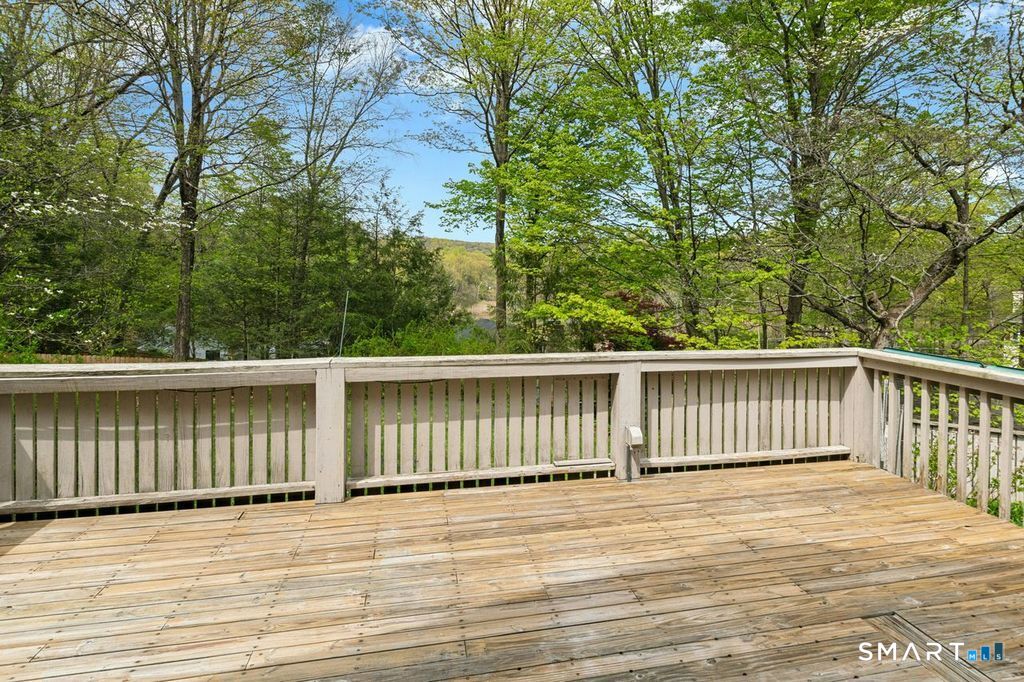 9 Sylvan Drive Ridgefield, CT 06877 - Photo 16 of 23