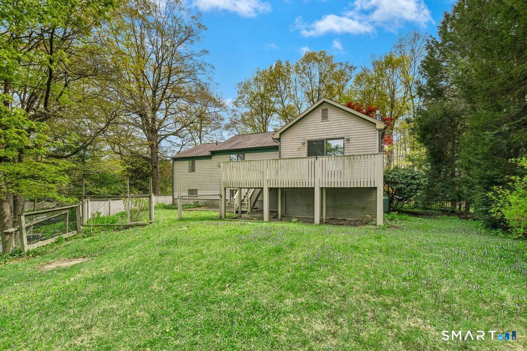 9 Sylvan Drive Ridgefield, CT 06877 - Photo 17 of 23