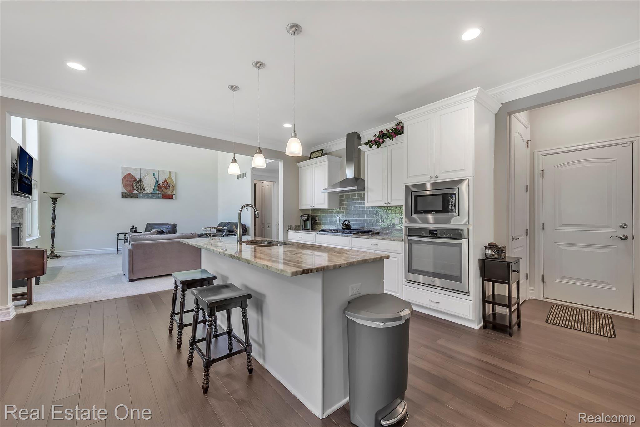 3769 Milano Ct. Rochester, MI 48307 - Photo 18 of 47 3769-Milano-Ct-Rochester-Hills-windowstill-17.jpg