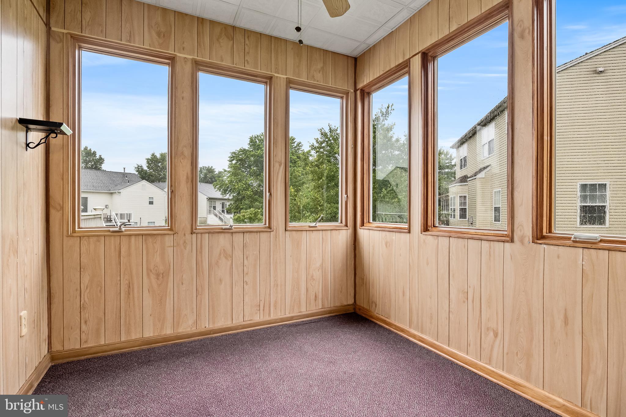 27 Ashley Drive Delran, NJ 08075 - Photo 15 of 35 SunRoom