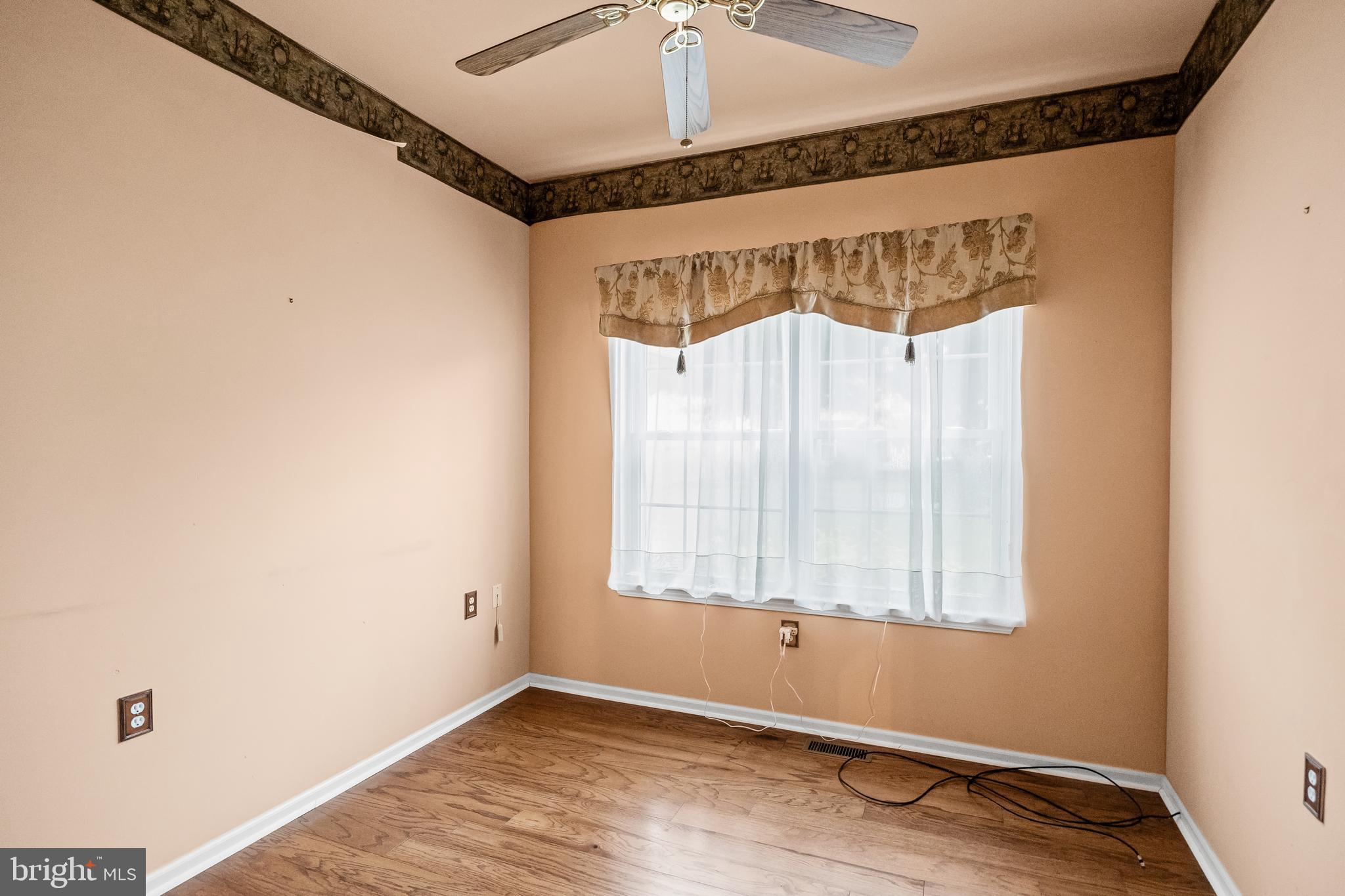 27 Ashley Drive Delran, NJ 08075 - Photo 22 of 35 Bedroom 3