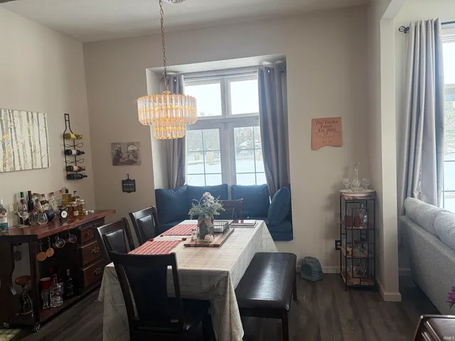 $304,900 | 8123 West Ashford Lane, Muncie, IN 47304