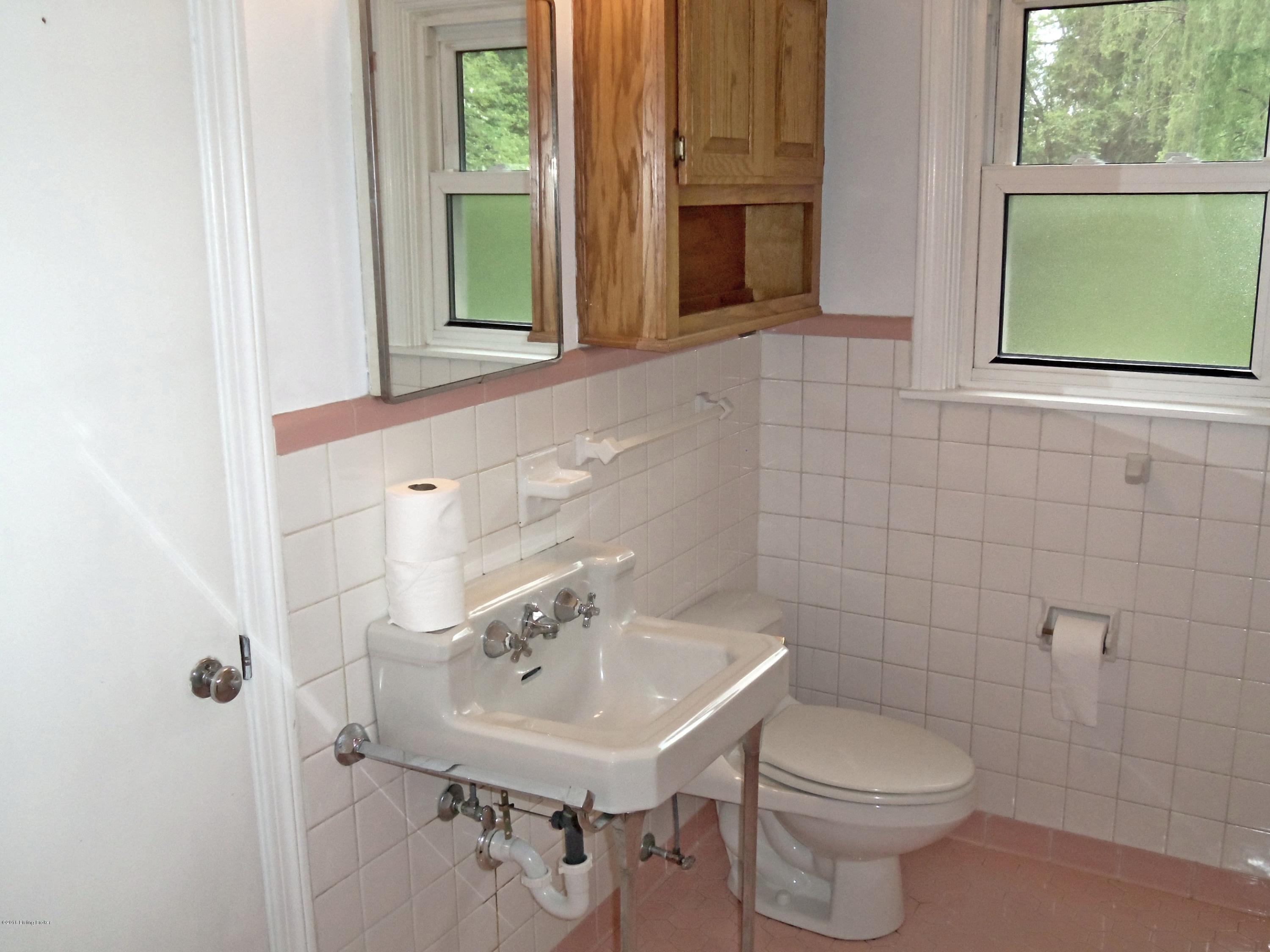73 Callabell Road Louisville, KY 40206 - Photo 52 of 57 100_2387