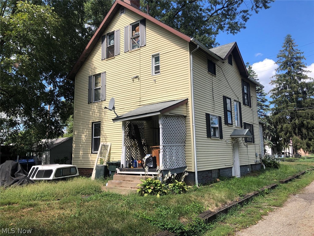 1708 3rd Street Southeast Canton, OH 44707 - Photo 3 of 4