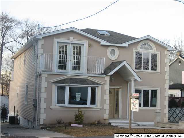 839 West Fingerboard Road Staten Island, NY 10305 - Photo 2 of 3 Additional Photo