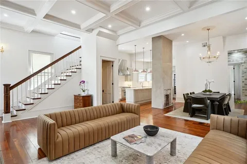 $1,895,000 | 520 Burgundy Street, New Orleans, LA 70112