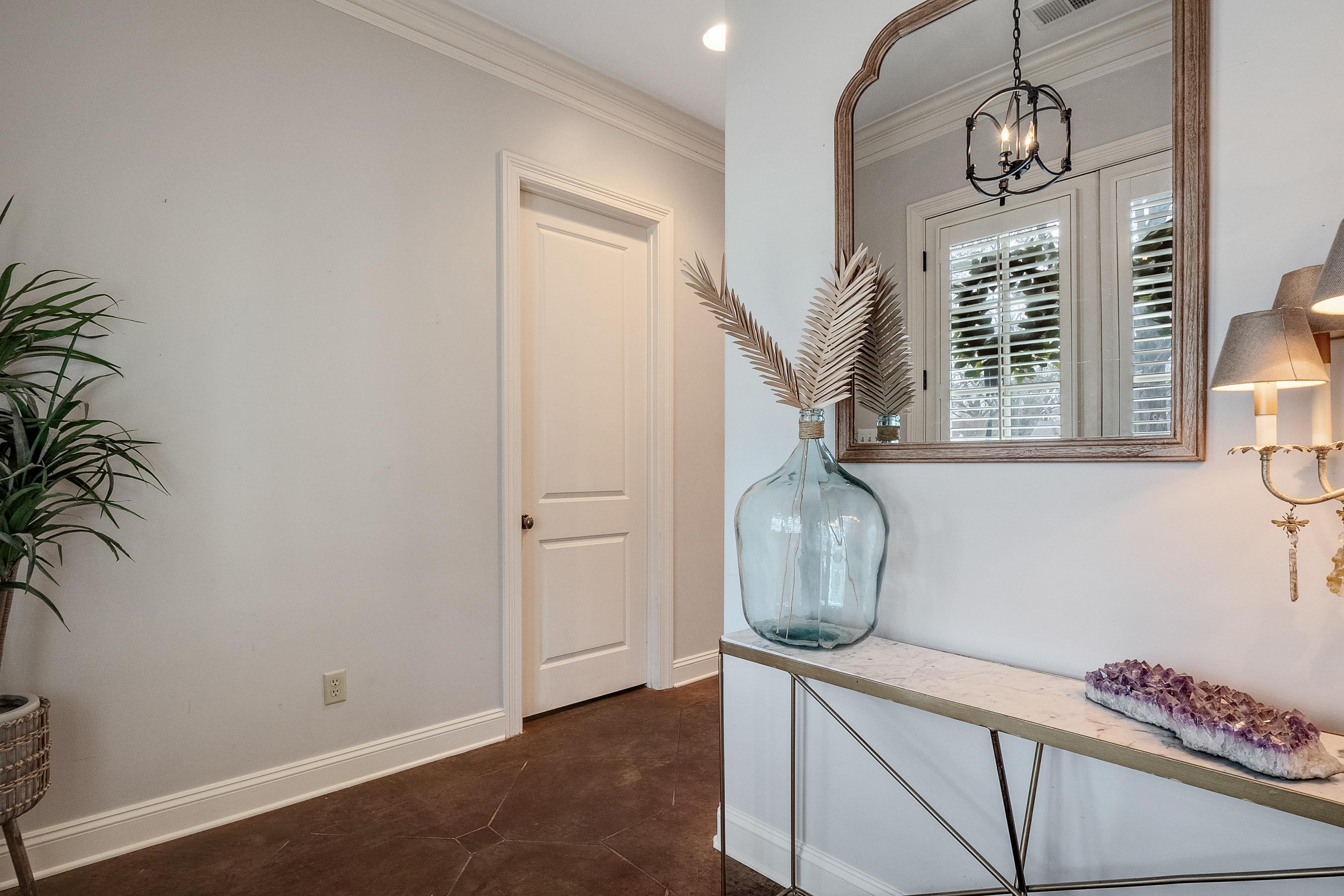 187 Ridgefield Road Memphis, TN 38111 - Photo 6 of 34 a view of entryway with wooden floor