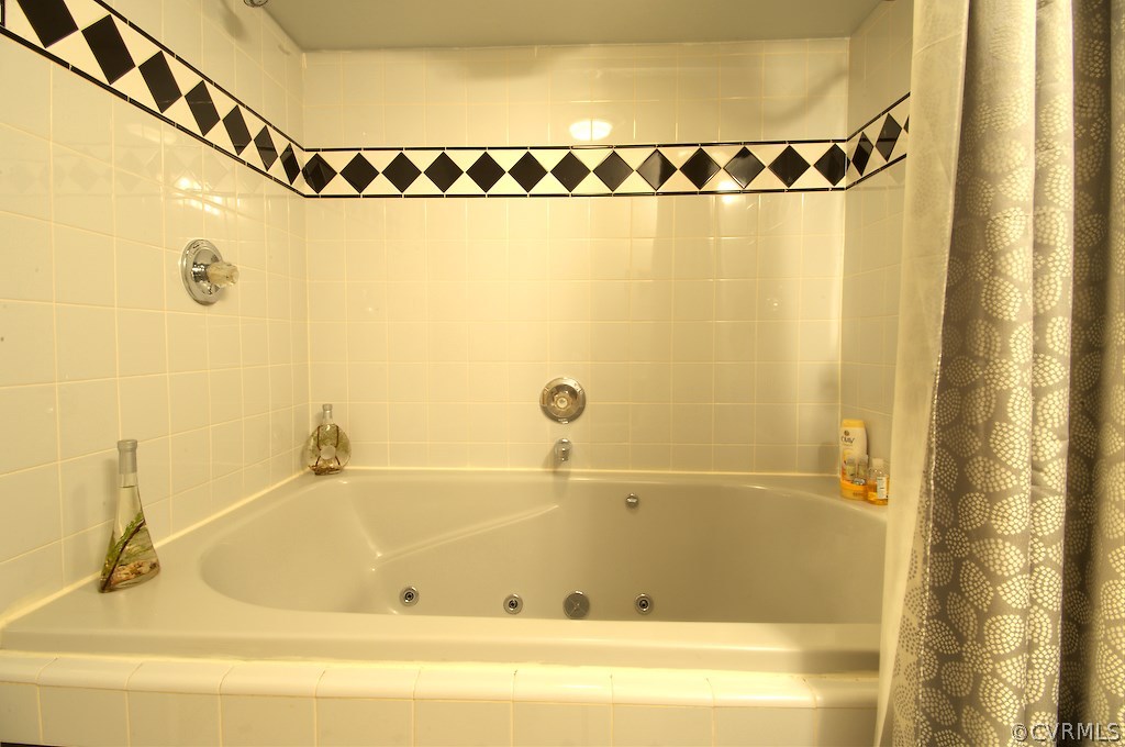 2402 Cox Road Henrico, VA 23233 - Photo 24 of 24 Gallery Image 24