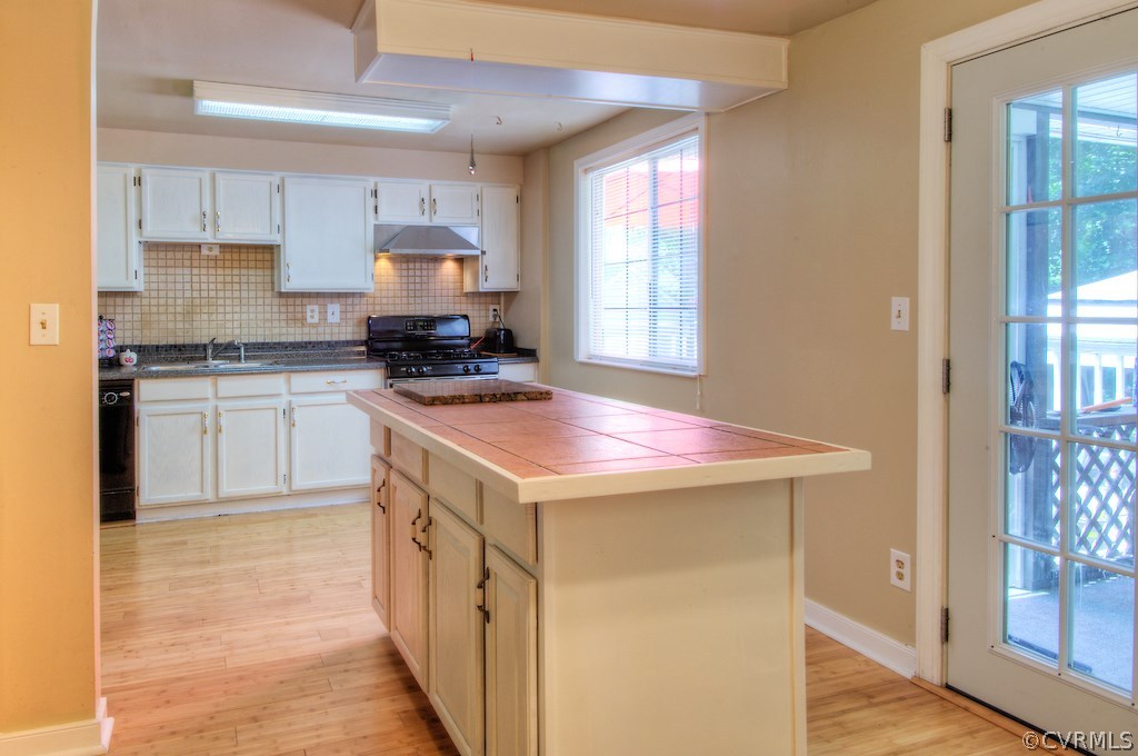 2402 Cox Road Henrico, VA 23233 - Photo 5 of 24 Gallery Image 5