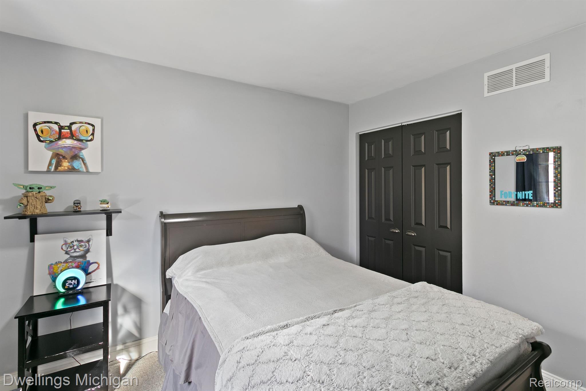 25749 Karr Road Belleville, MI 48111 - Photo 13 of 46 Gallery Image 13