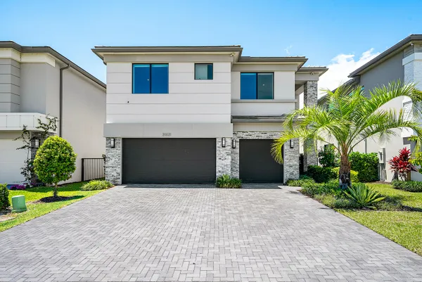 $2,100,000 | 20021 Hirono Lane, Boca Raton, FL 33434