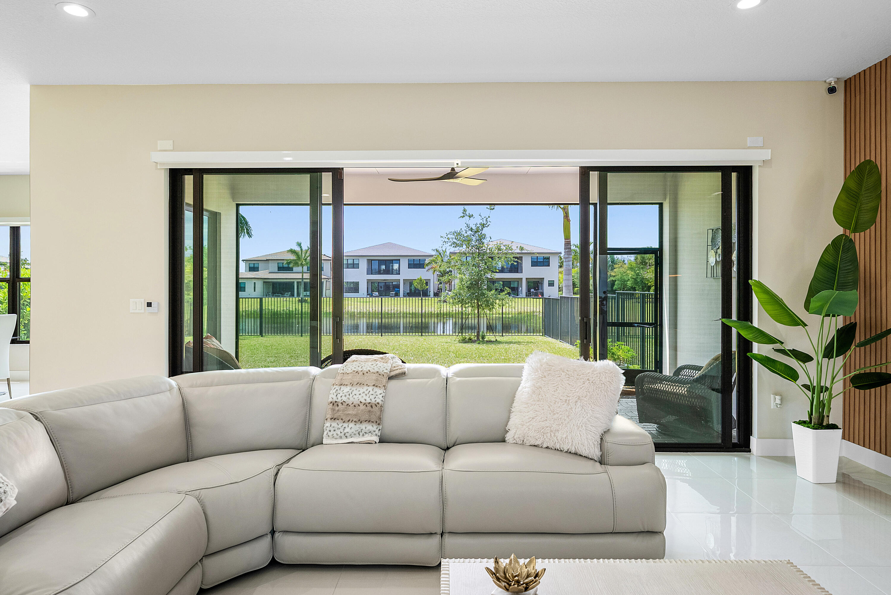 20021 Hirono Lane Boca Raton, FL 33434 - Photo 7 of 130 050-20021HironoLane-BocaRaton-FL-33434-F