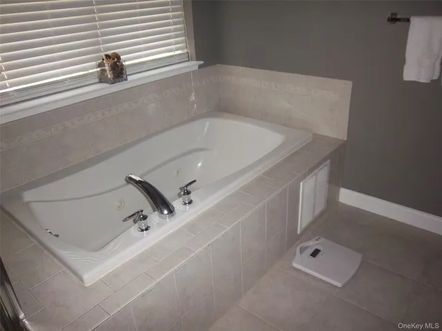 $5,500 | 36 Briarbrook Drive, Briarcliff Manor, NY 10510