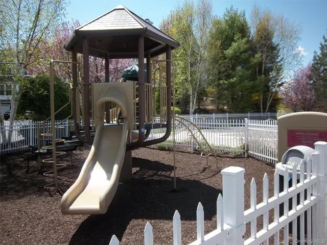 $5,500 | 36 Briarbrook Drive, Briarcliff Manor, NY 10510