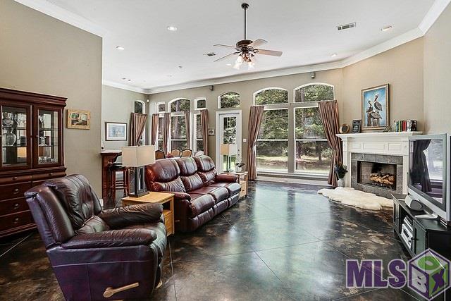 41161 Rue Maison Ponchatoula, LA 70454 - Photo 3 of 15 Gallery Image 3