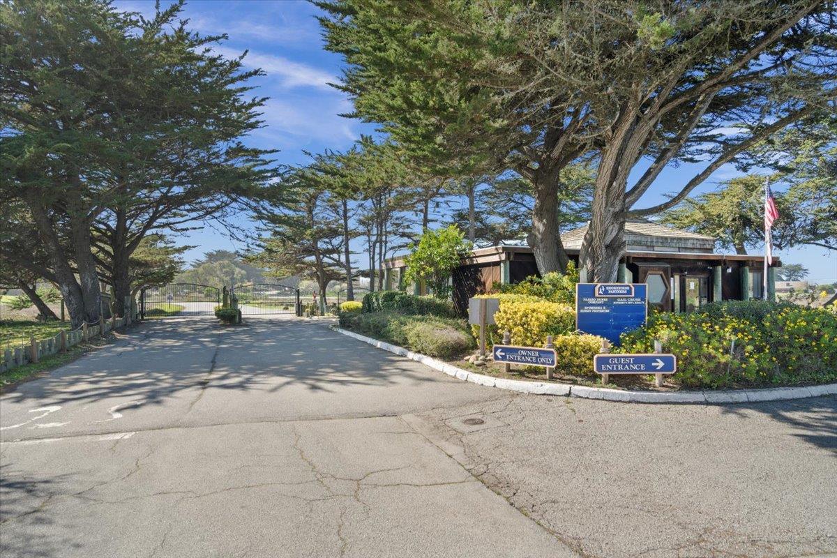 101 Shell Road, Unit 211 Watsonville, CA 95076 - Photo 1 of 29