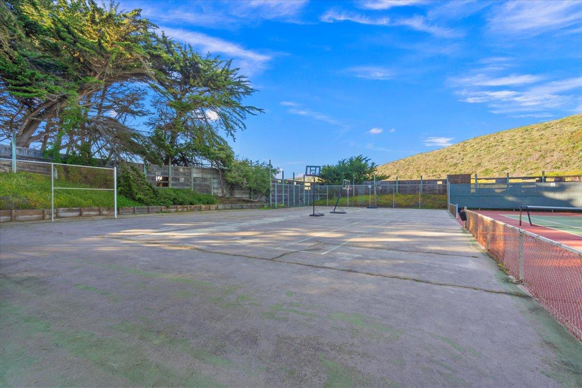 101 Shell Road, Unit 211 Watsonville, CA 95076 - Photo 26 of 29 a view of a backyard
