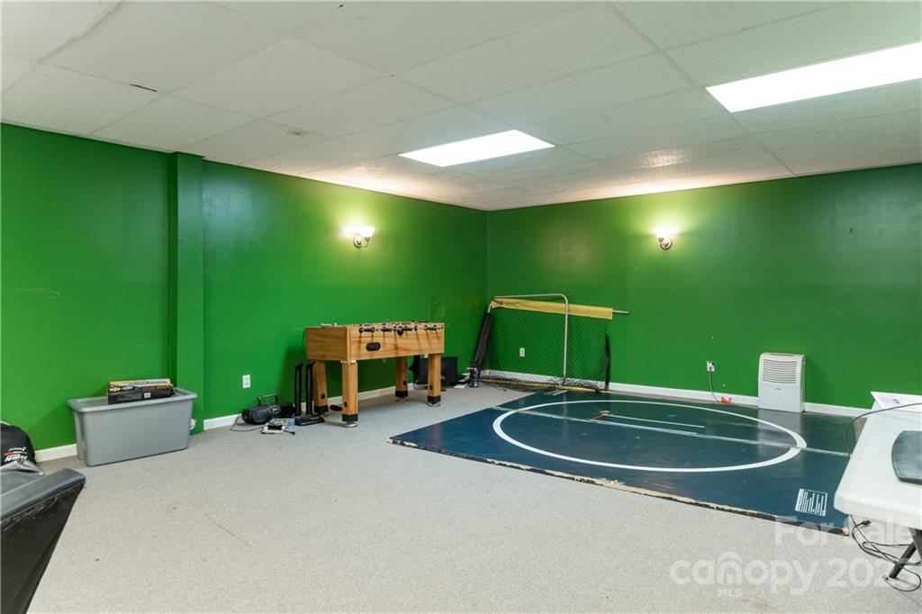 711 Crest Road Flat Rock, NC 28731 - Photo 32 of 36 Gallery Image 32