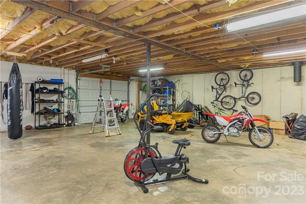 711 Crest Road Flat Rock, NC 28731 - Photo 34 of 36 Gallery Image 34