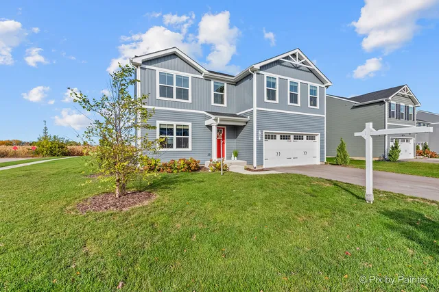 $375,000 | 702 East Garfield Street, Waterman, IL 60556