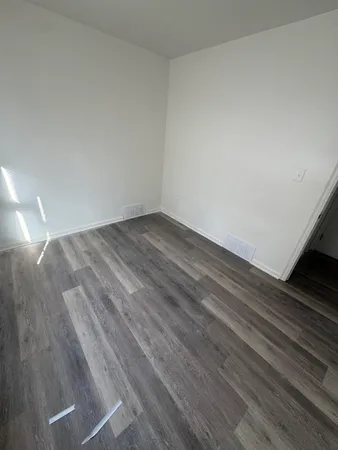 $1,450 | 18955 Hamburg Street, Detroit, MI 48205