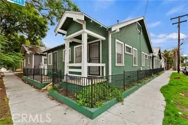 $1,150,000 | 541 Cerritos Avenue, Long Beach, CA 90802