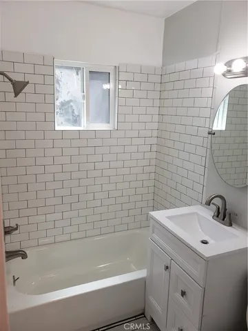 $1,150,000 | 541 Cerritos Avenue, Long Beach, CA 90802