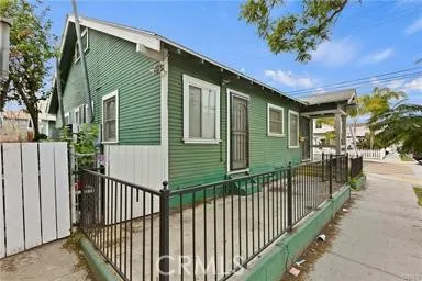 $1,150,000 | 541 Cerritos Avenue, Long Beach, CA 90802