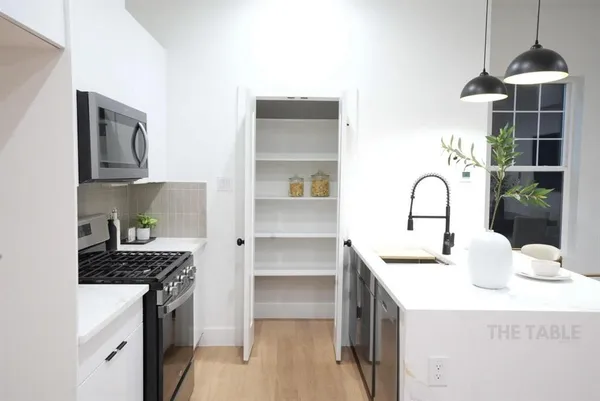 $2,539 | 629 North Tyler Street, Unit 105, Dallas, TX 75208